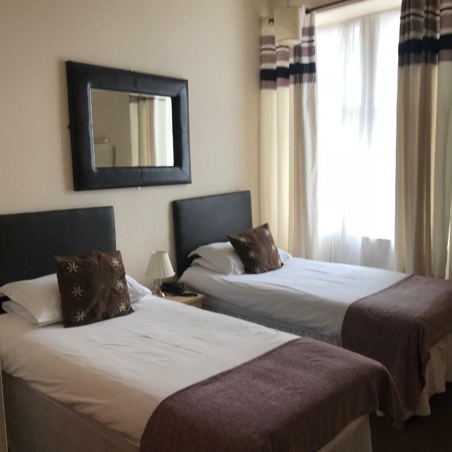 Carlton Hotel فورس المظهر الخارجي الصورة